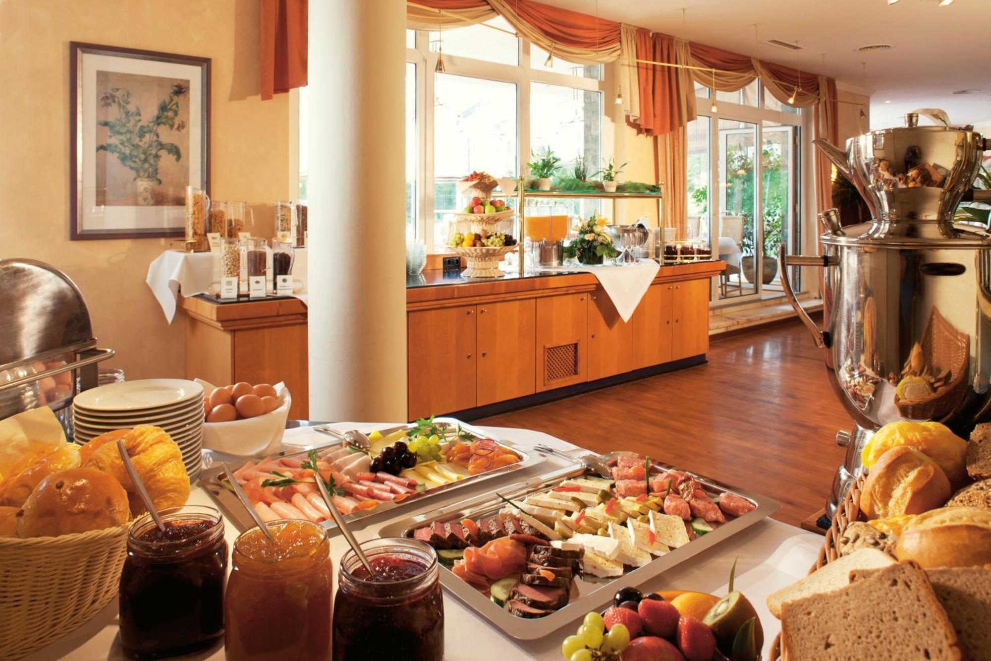 Vital Hotel Westfalen Therme Wellness Resort & Spa Bad Lippspringe Kültér fotó